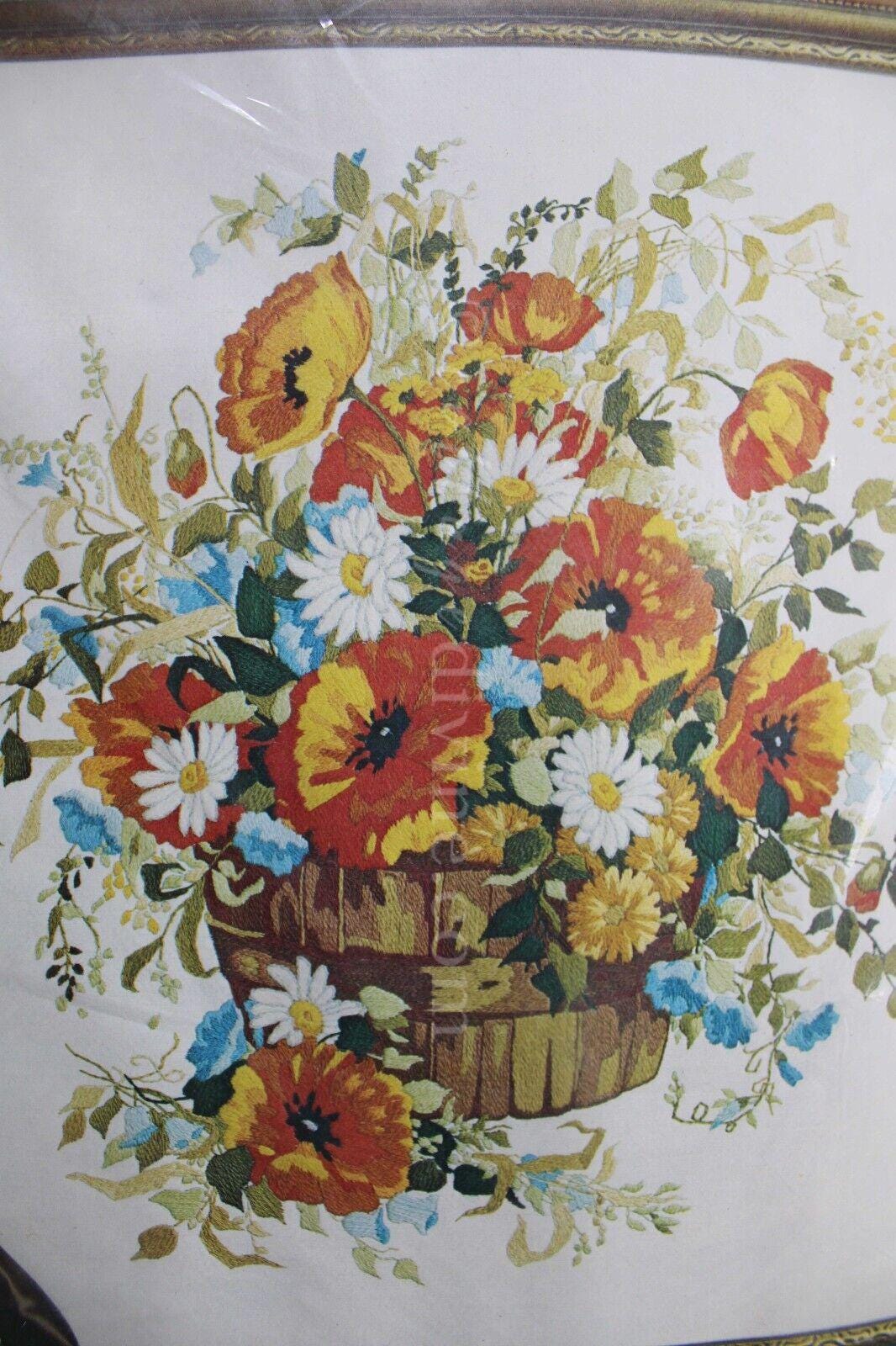 SUMMER BOUQUET Paragon Crewel Embroidery Kit 0516 Vintage Boho Floral Stitchery