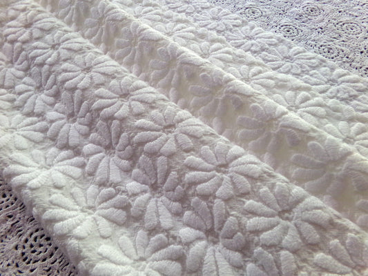 White Daisy Vintage Woven Chenille Fabric, Flower Power Style 24" x 18" inch Piece, Versatile Neutral Color