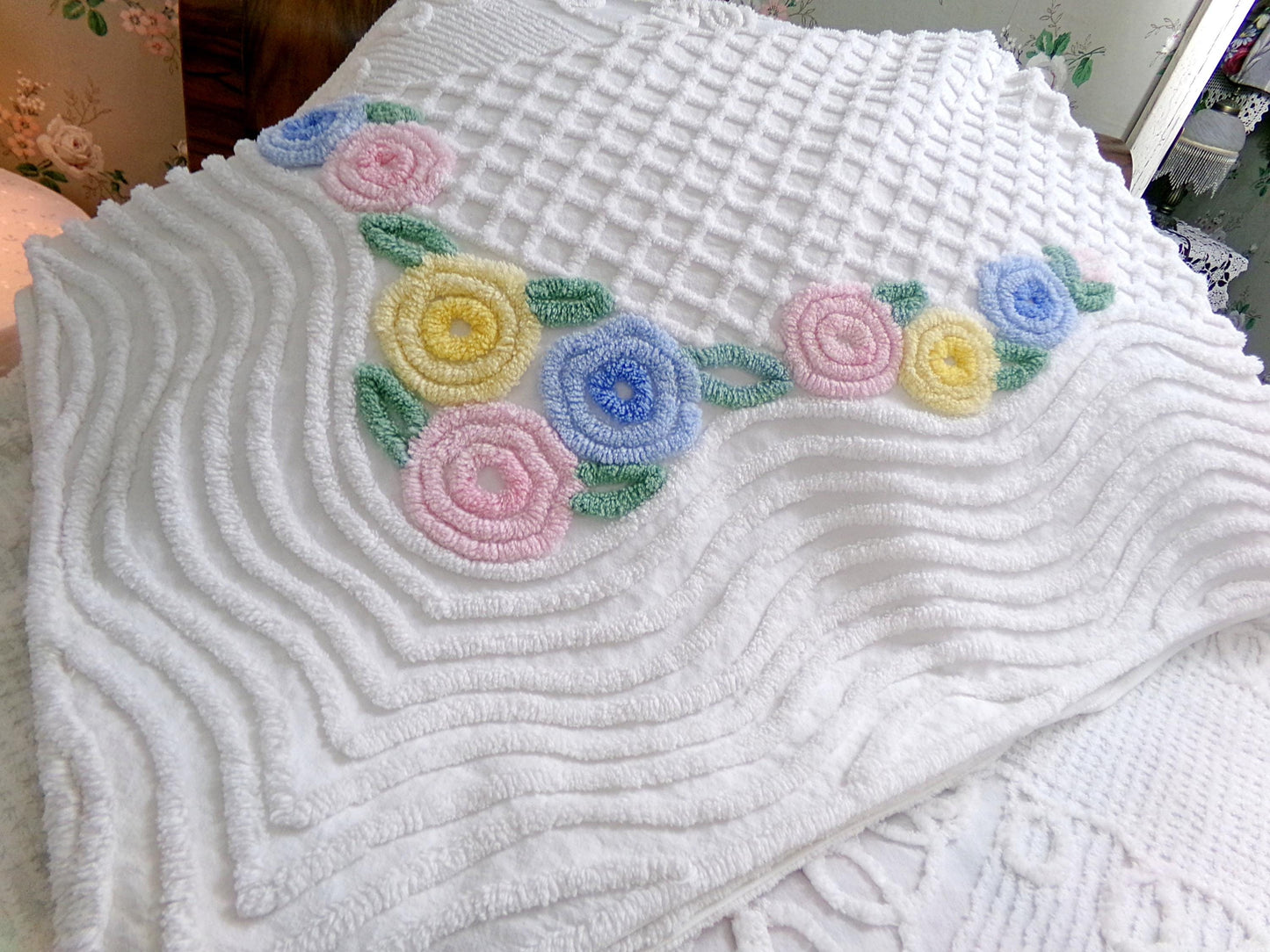cozy vintage chenille lap blanket in simple cottage florals on white cotton, great porch throw, layering piece, small coverlet, 40"W x 57"L