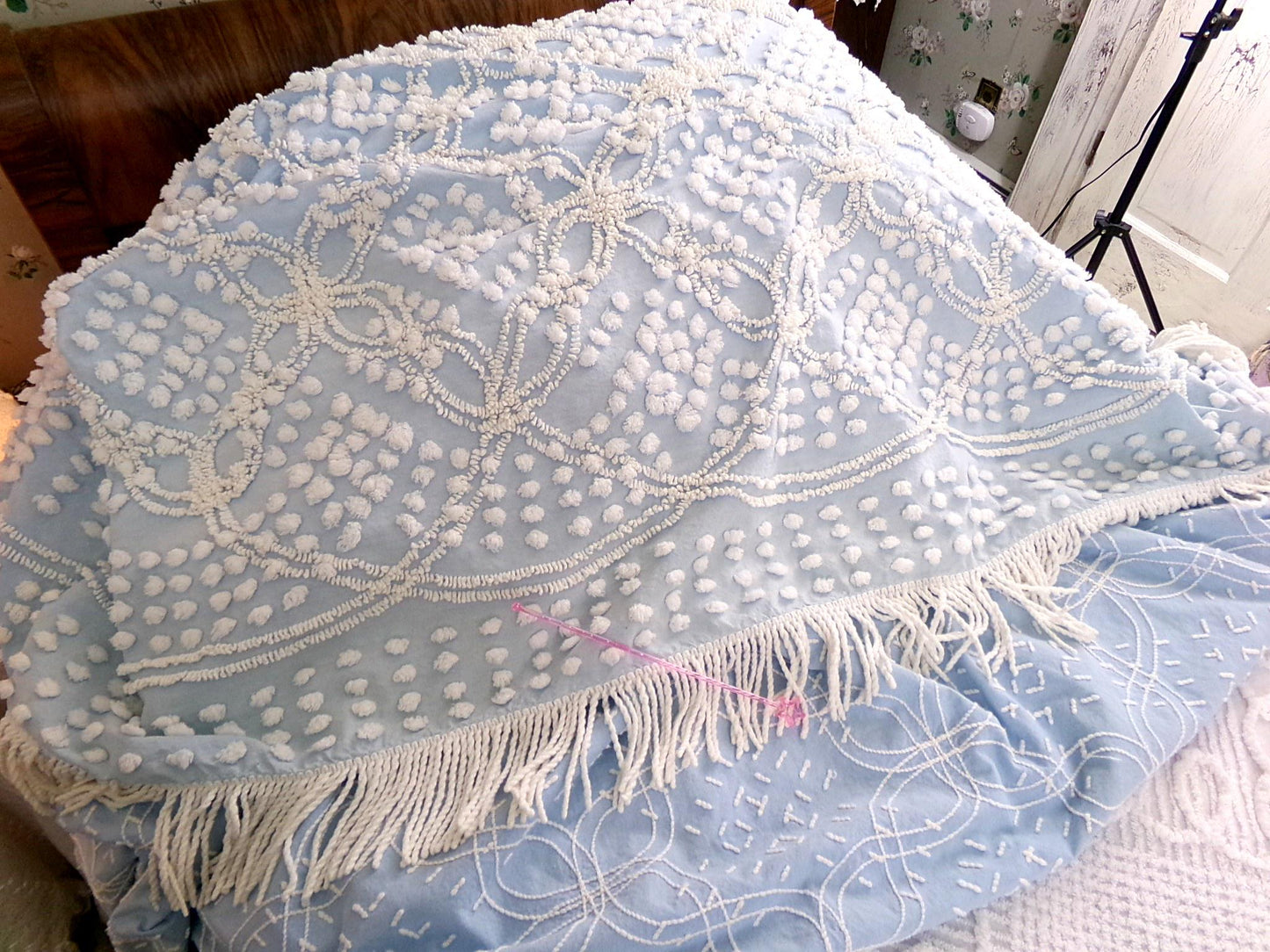 beach cottage blue vintage chenille bedspread, shabby tufted geometric pattern, 100% cotton twin size summer coverlet with fringe