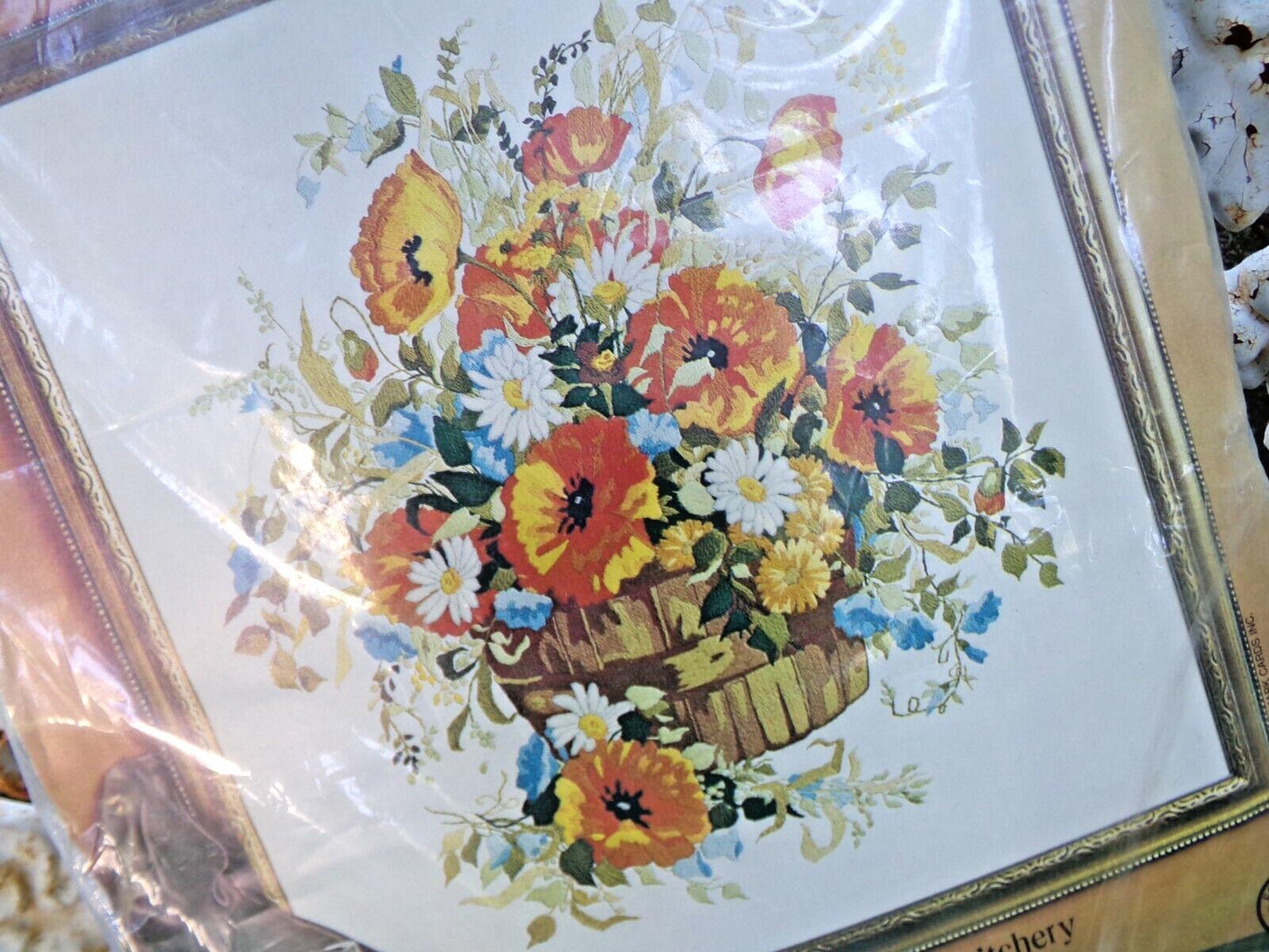 SUMMER BOUQUET Paragon Crewel Embroidery Kit 0516 Vintage Boho Floral Stitchery