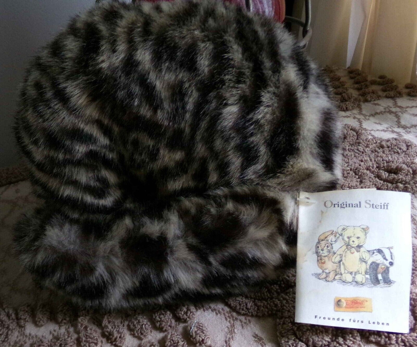 Vintage STEIFF Kitten Unique Curled Up Tabby Cat 074189 with Button, Tags