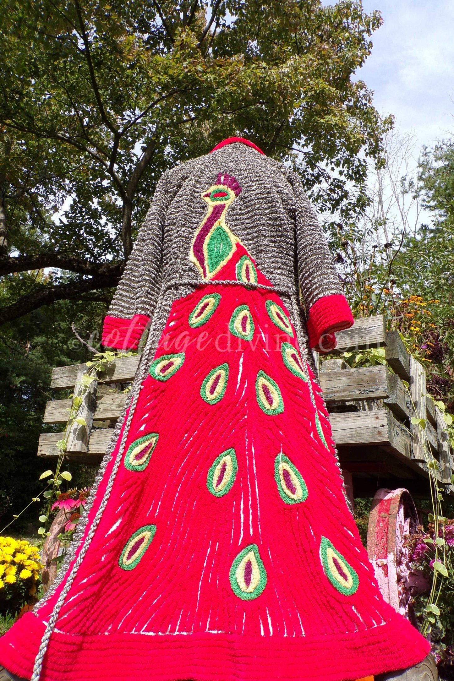 Red Peacock Vintage Women's Chenille Robe, 1940s Salt & Pepper Handmade Bathrobe, Size Small