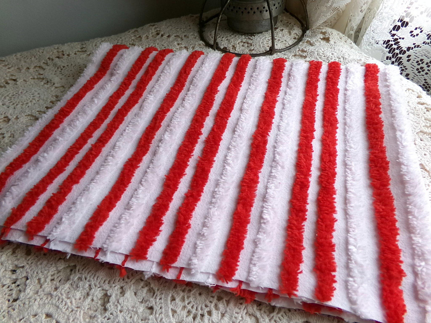 candy cane striped chenille fabric, red & white stripe vintage sewing material for Christmas stockings, holiday crafts, 18" x 24" piece