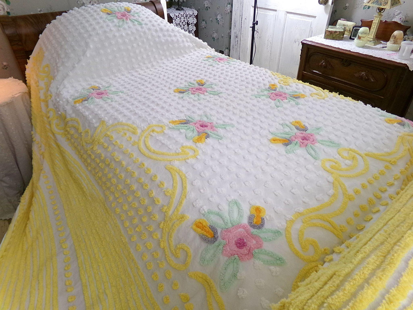cottage charm vintage chenille bedspread, summer flowers, white dots & golden yellow accents, full size bedding