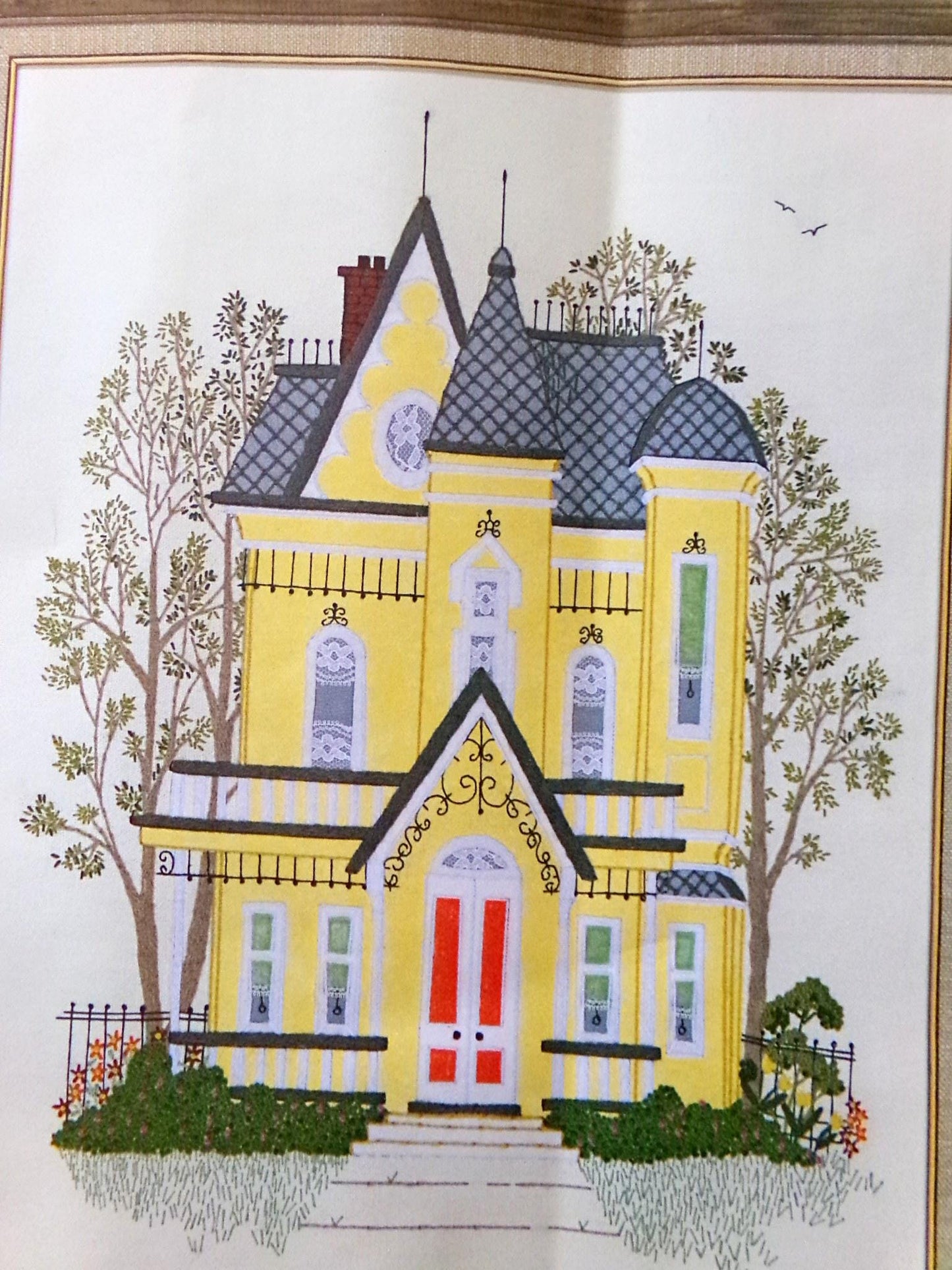 VICTORIAN MANSION Retro Crewel Stitchery Kit, Vintage Paragon Sculptured Needlecraft Embroidery #0326, Design by Georgia Ball