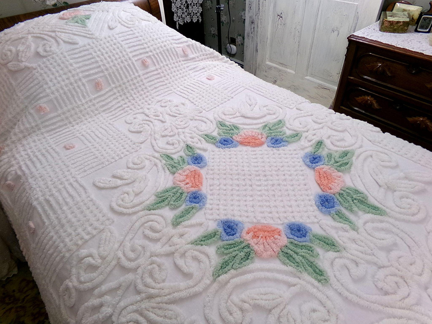 roses in winter vintage chenille bedspread, white cotton summer coverlet, classic cottage style full size bedding