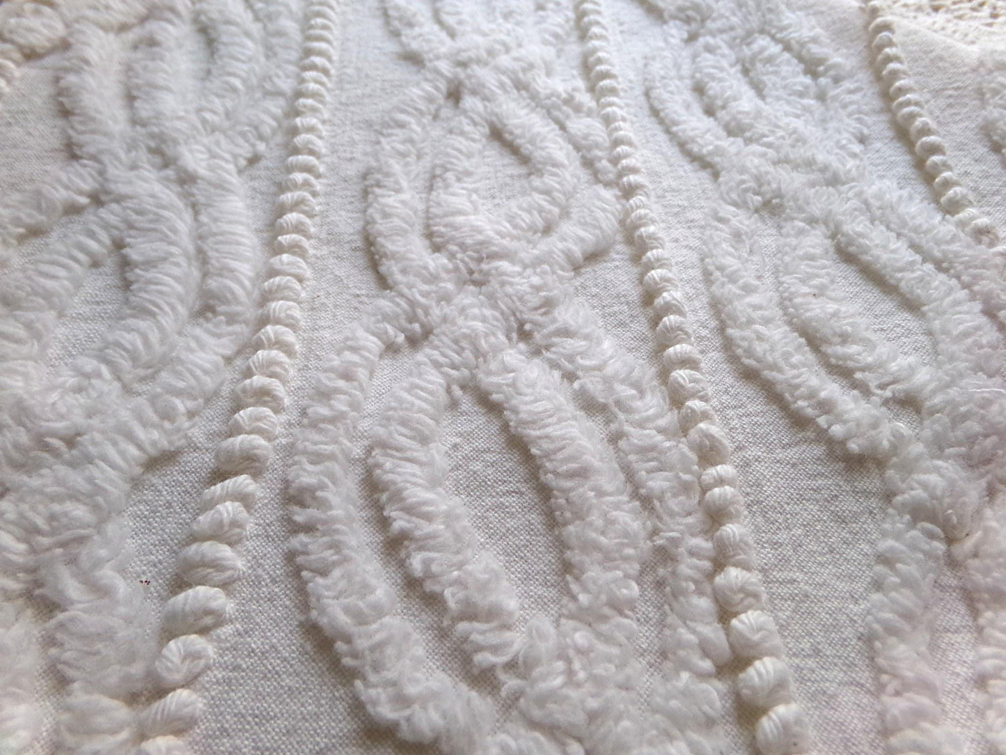 angelic infinity links vintage chenille fabric, lovely sewing material with great texture & presentation, 16" x 21" inch piece