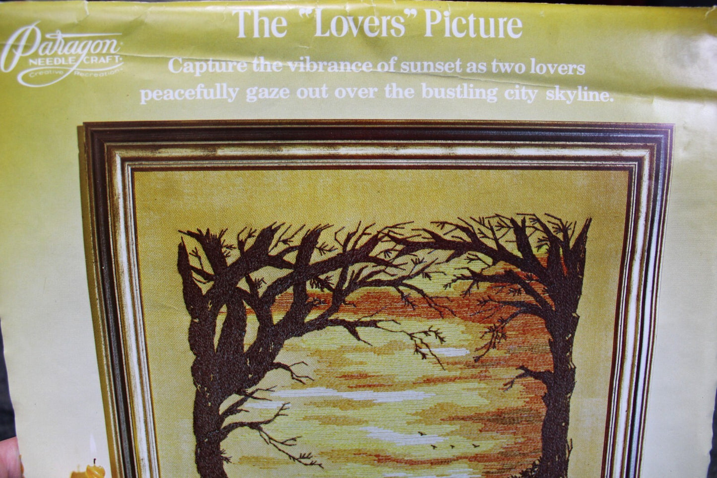 Vtg THE LOVERS Crewel Embroidery Kit Hippie Romance Paragon Stitchery 0319