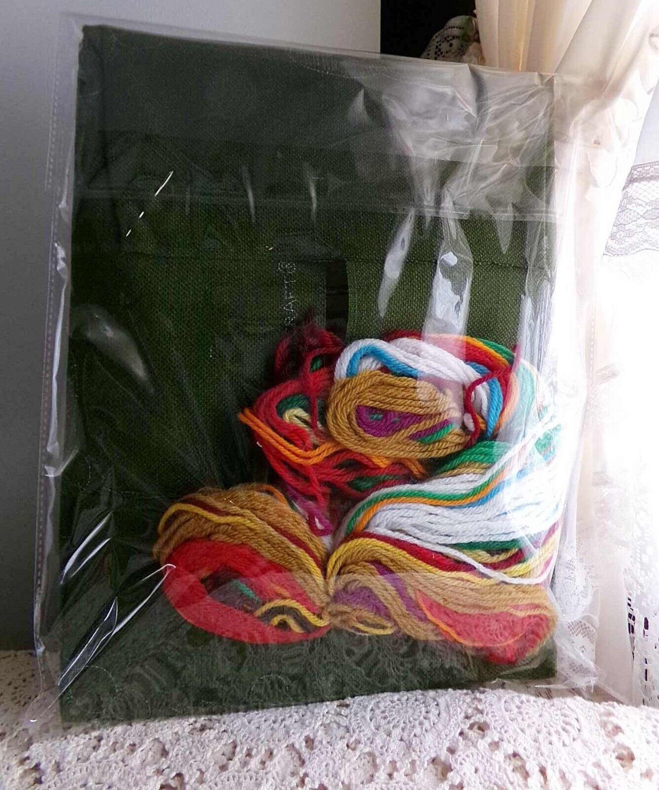 CORNUCOPIA Vintage Paragon Crewel Stitchery Embroidery Kit # 0417 Folk Hippie Style