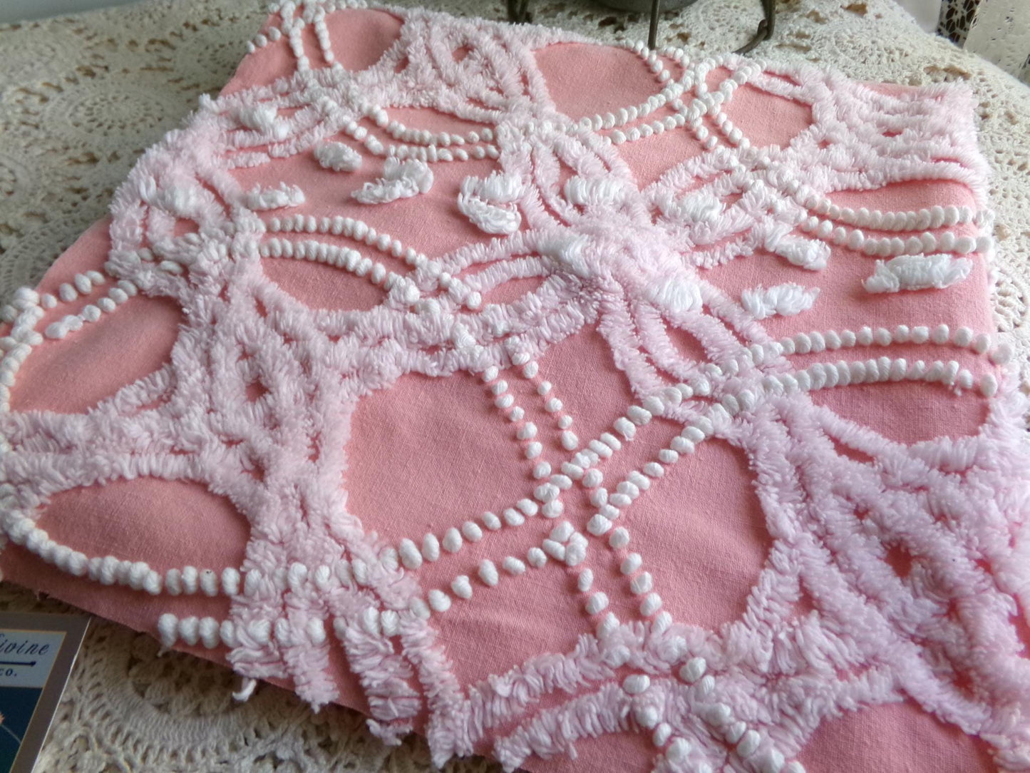 infinity links vintage chenille fabric, beautiful rose pink pearl pop design, 21" x 18" piece of cotton sewing material for pillows & quilts