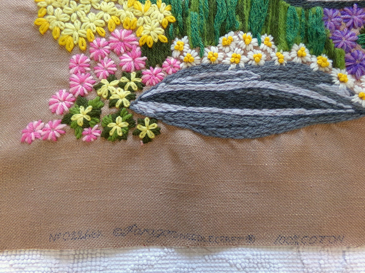 ROCK GARDEN Vintage Crewel Embroidery, FINISHED Boho Style Stitchery, Paragon Needlecraft #0215, Retro Floral Design by Barbara Sparre