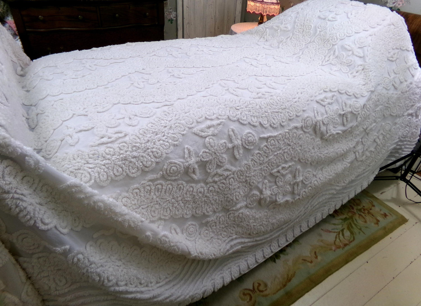 Vintage Canyon Group Chenille Bedspread: KING Size Cotton Blend Bedding, Made in USA