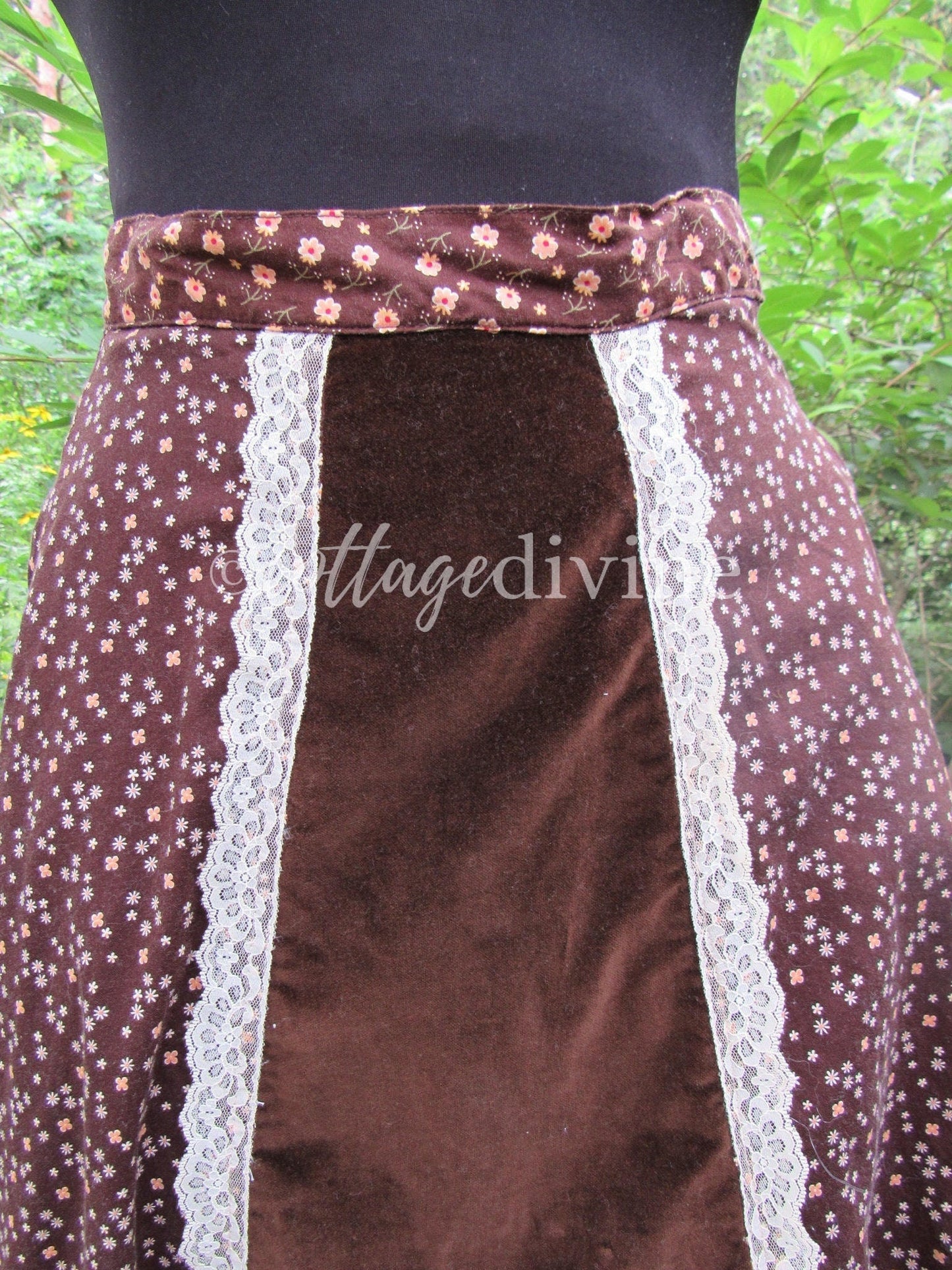 GUNNE SAX Prairie Skirt Velvet Front Chocolate Brown Calico Gunnies Vintage 1970s Maxi Skirt, XXS