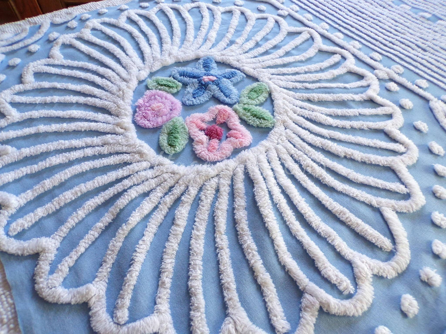 Beautiful Cottage Chic Doily Floral Vintage Chenille Fabric Piece, 25.5" x 38", for DIY Pillows & Quilts