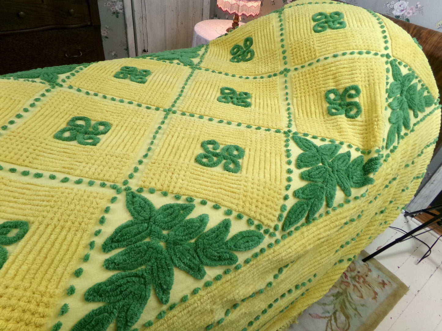lucky leprechaun vintage chenille bedspread in mischievous emerald green & sunny yellow, plush cotton full size bedding with fringe