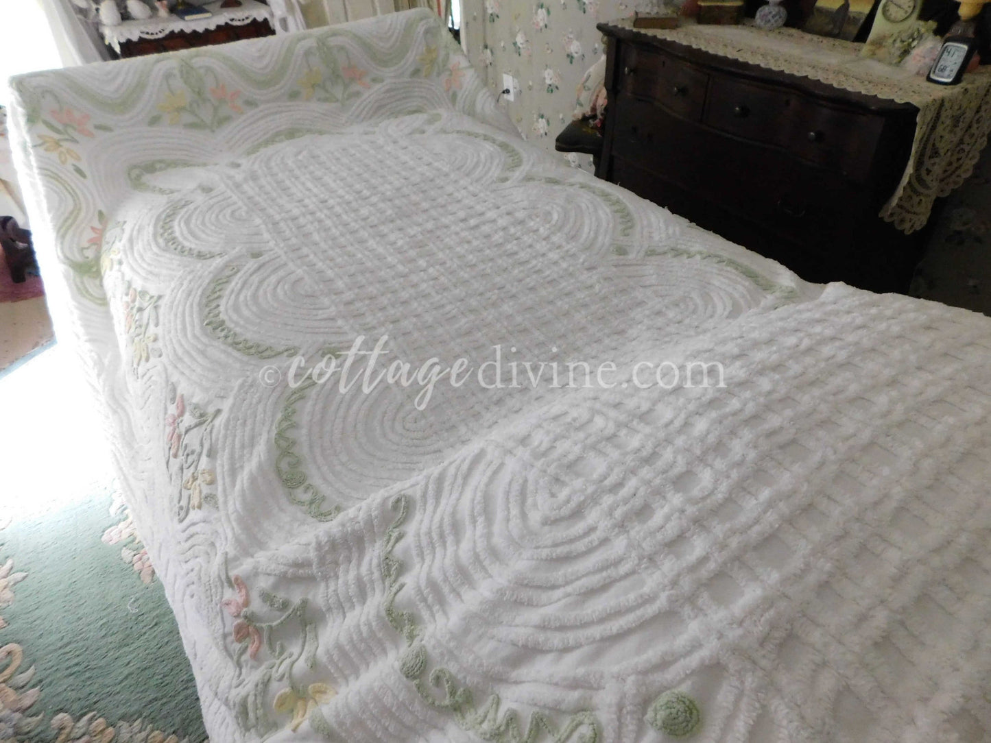 Coastal Bedding Floral White Vintage Chenille Bedspread, Full Size, Shabby Summer Cottage Style