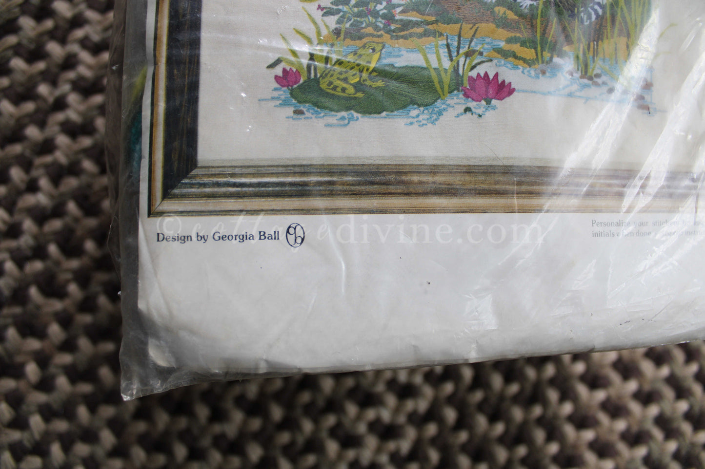 Vintage Wildlife Crewel Embroidery Kit, “Friends in the Forest...Raccoon†Paragon Needlecraft Stitchery, Kit# 0245, Design by Georgia Ball
