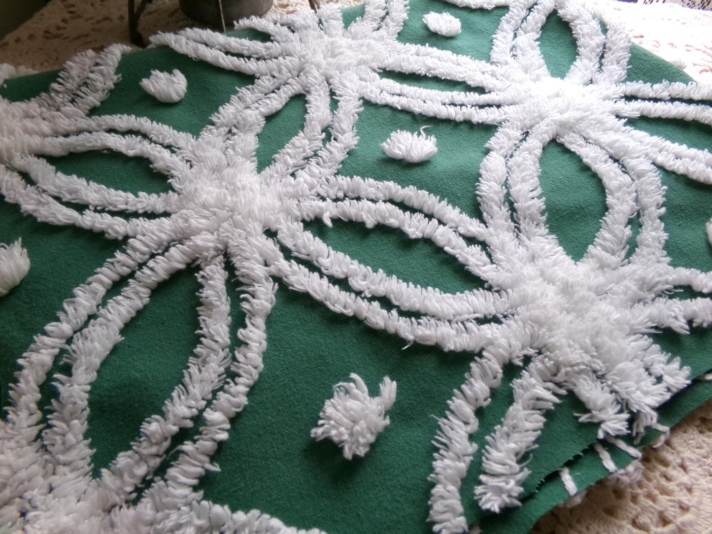gorgeous green vintage chenille fabric, tufted white wedding rings, fluffy dots on evergreen, 20"x 27" inch piece of quilt & sewing material