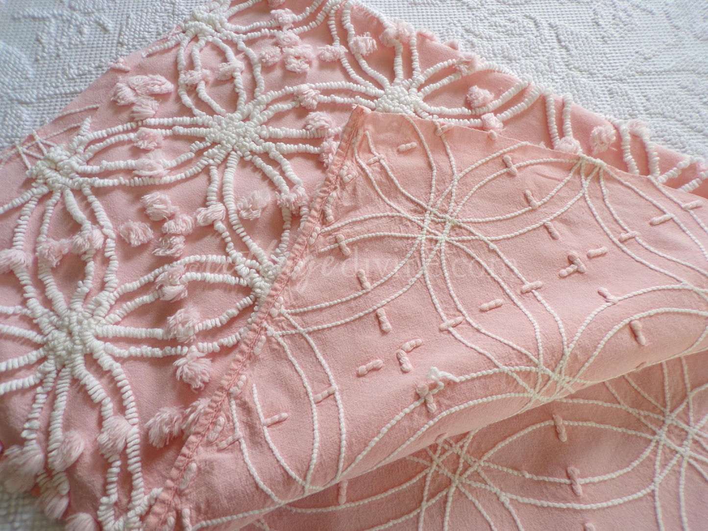 Pretty Peachy Pink Vintage Chenille Fabric Piece, Spider Ring Overtufted Pop Design, Pretty in Quilts & Pillows, 27" x 18" Sewing Material