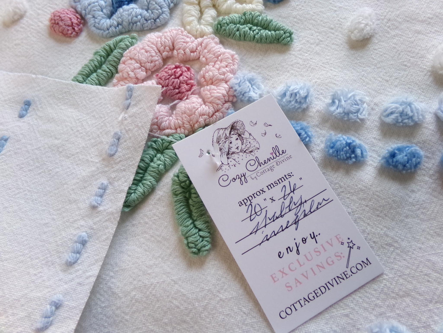 classic shabby chic vintage chenille fabric, beautiful floral 20" x 26" inch piece of cotton sewing material, great for pillows & crafts