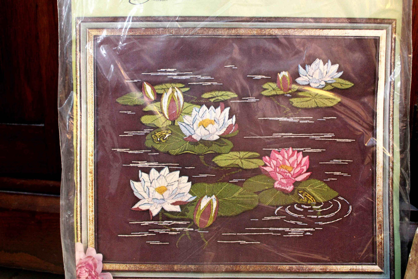 LILY POND Vintage Paragon Needlecraft CREWEL Embroidery Stitchery Kit #0320, Tranquil Water Lily Design by Georgia Ball