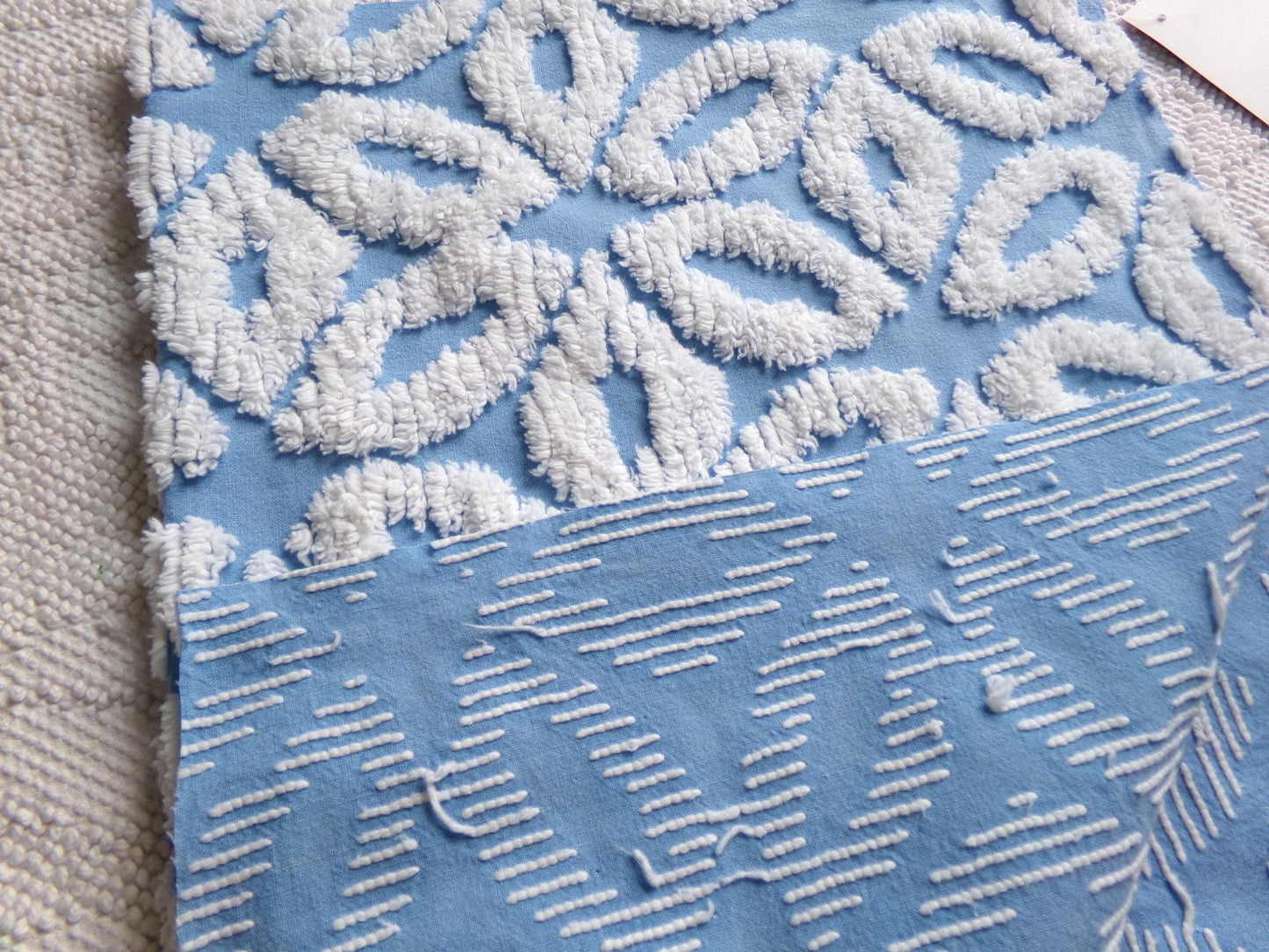 beach blue & white daisy vintage chenille fabric, classic geometric daisies, 18" x 24" piece of texturized cotton sewing material