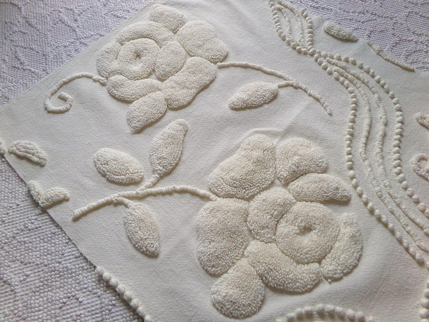 stylized ivory roses vintage chenille fabric, 100% cotton 16" x 21" cut piece w/ sprawling heavily tufted rose design for crafts, sewing
