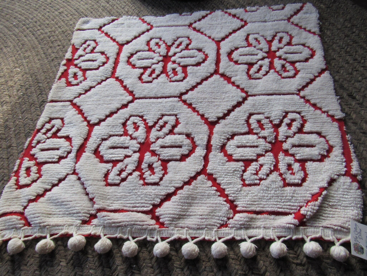 Snow White Daisy Vintage Chenille Fabric, Red Cotton Sewing Material, 22" x 24" Cut Piece