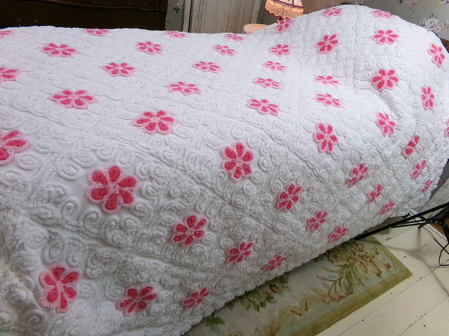 whimsical wonderland vintage chenille bedspread, pink roses in snowy white plush swirls, full size cotton bedding