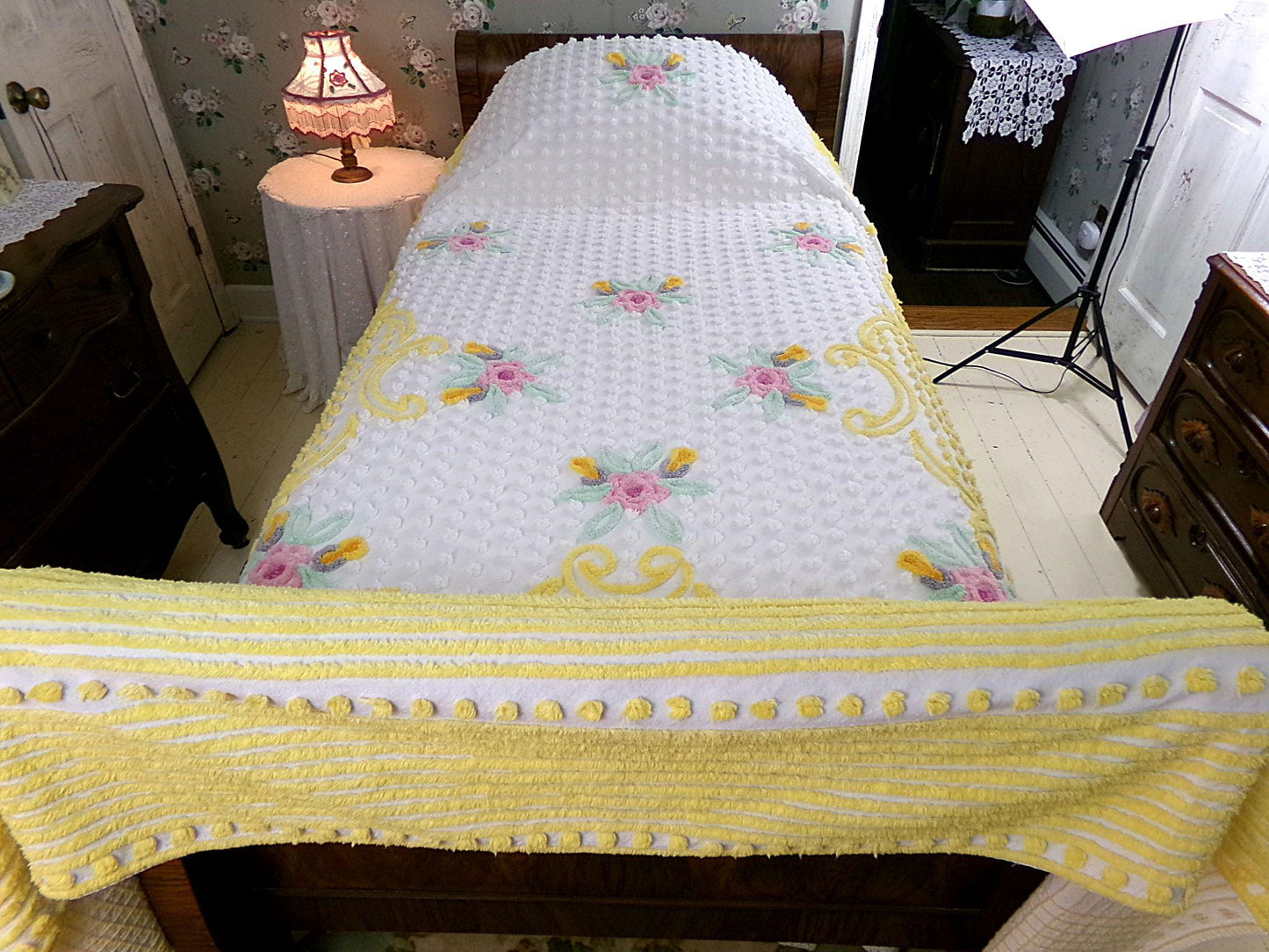cottage charm vintage chenille bedspread, summer flowers, white dots & golden yellow accents, full size bedding