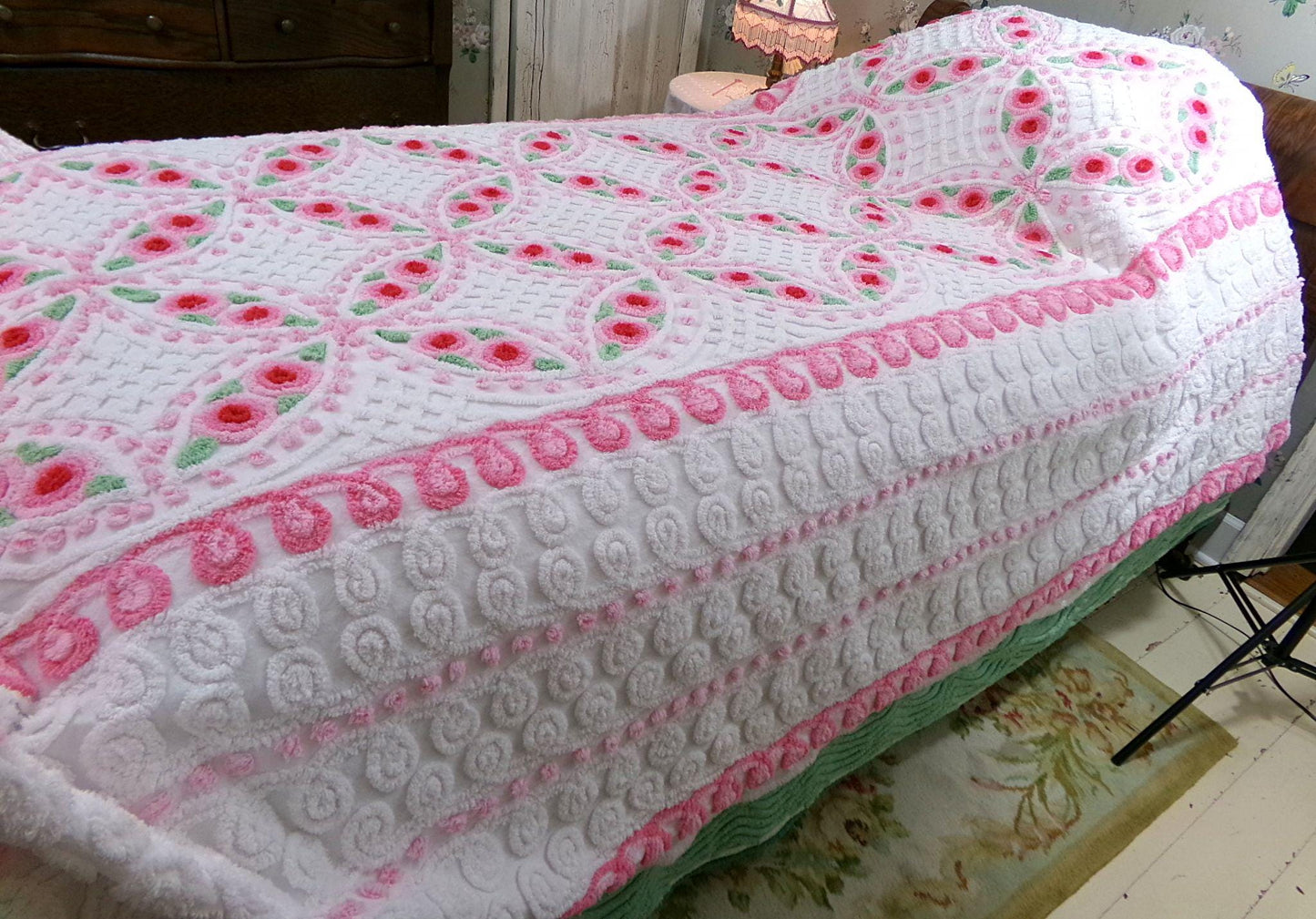 shabby romantic roses vintage chenille bedspread, lush pink & white swirl curlicues, twin size cotton coverlet