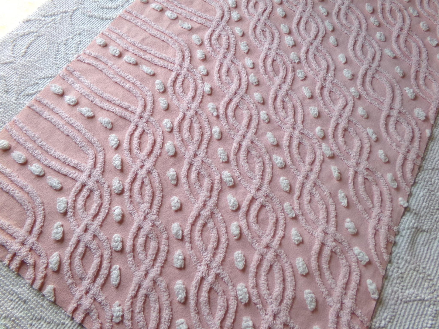 wandering eternity links vintage pink chenille fabric, contrast white pops, 17" x 25" piece for chenille quilts, pillows, fiber arts