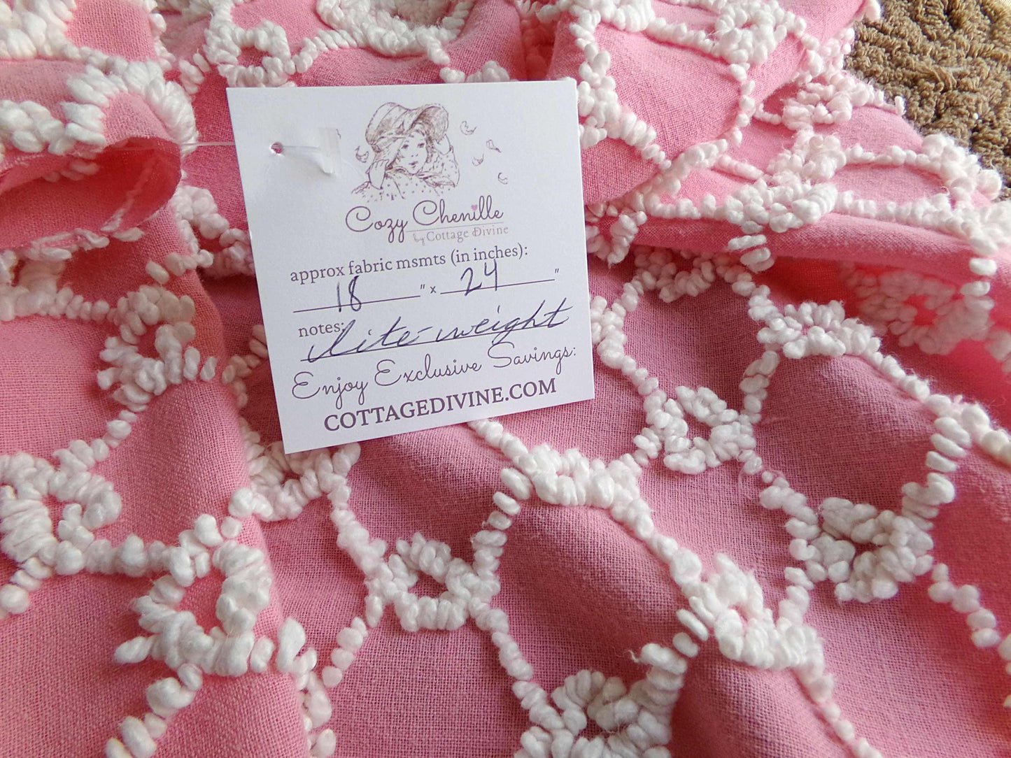 Chain Link Pink & White Vintage Chenille Fabric, Bates Texturized Needletuft Design, 18" x 24" inch Lightweight Piece