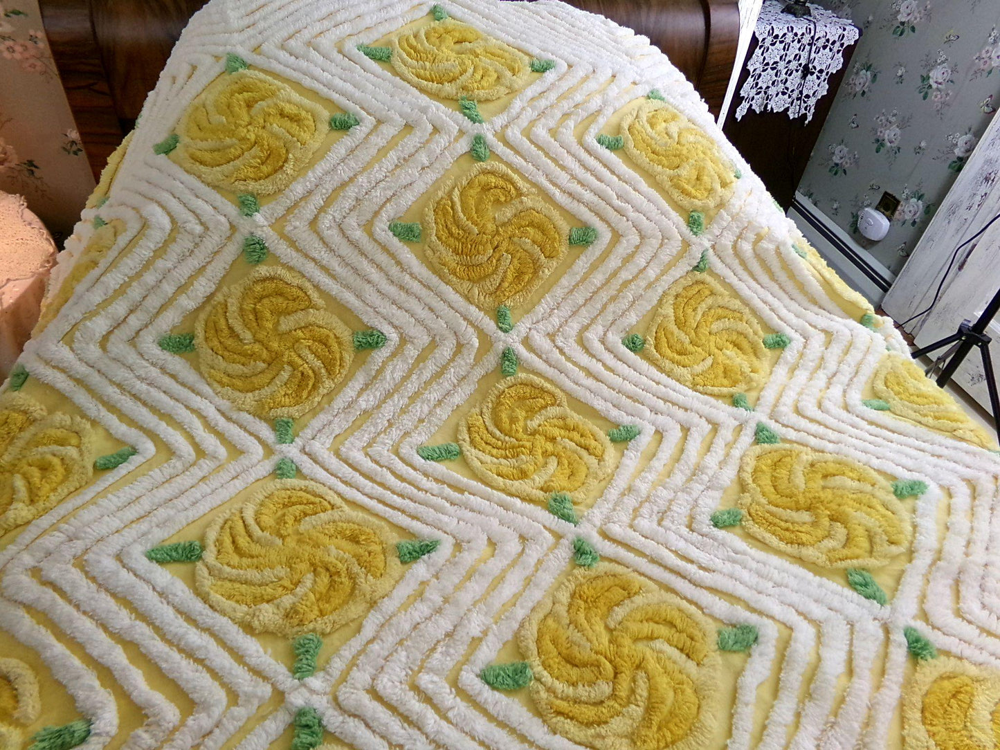 golden rose vintage chenille bedspread, plush pinwheel yellow cabbage rose design, full size cotton bedding