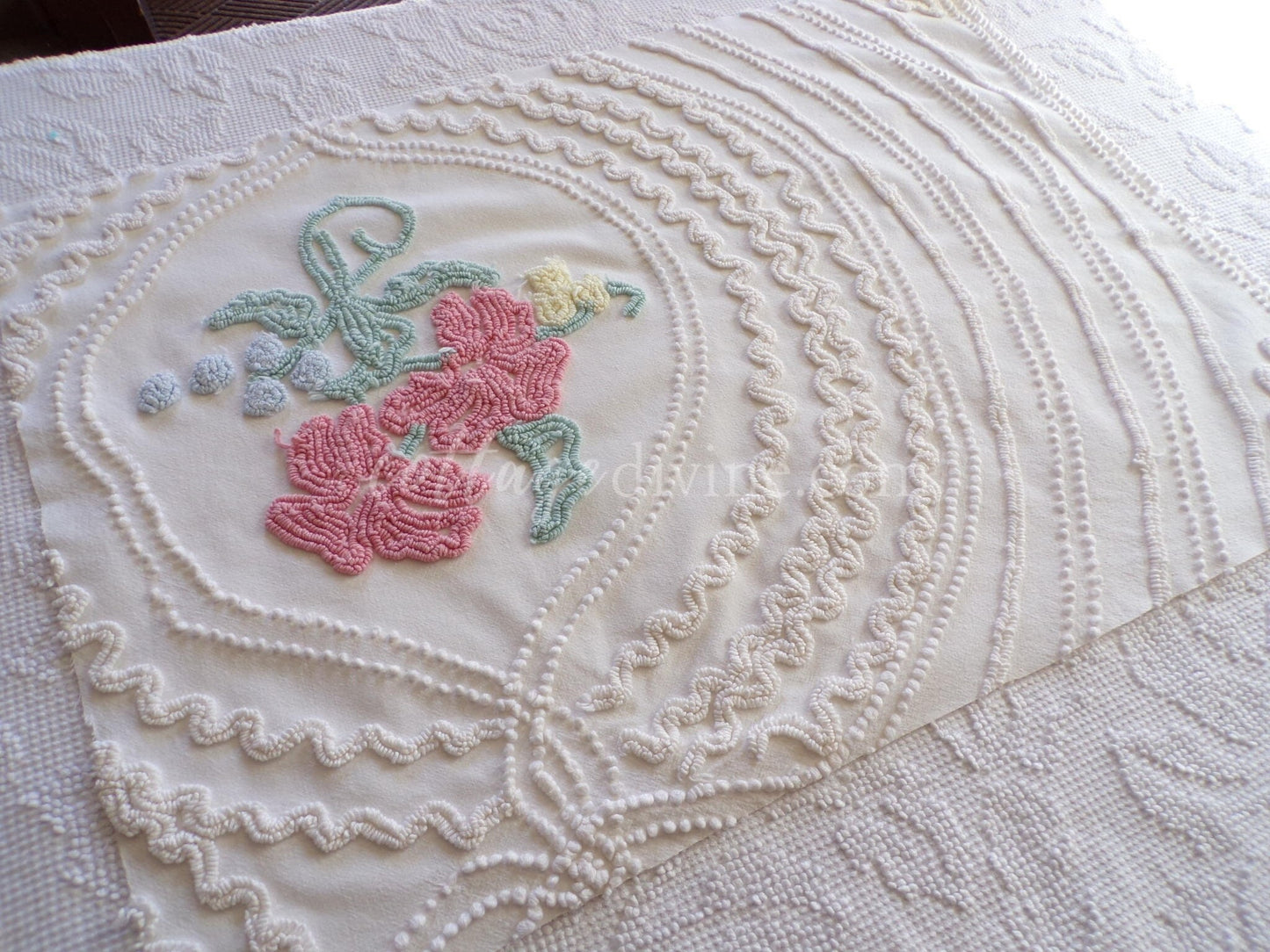 Romantic Cottage Chic Lily Vintage Chenille Quilt Fabric Piece, 19" x 26" inches, Pretty in Pillows