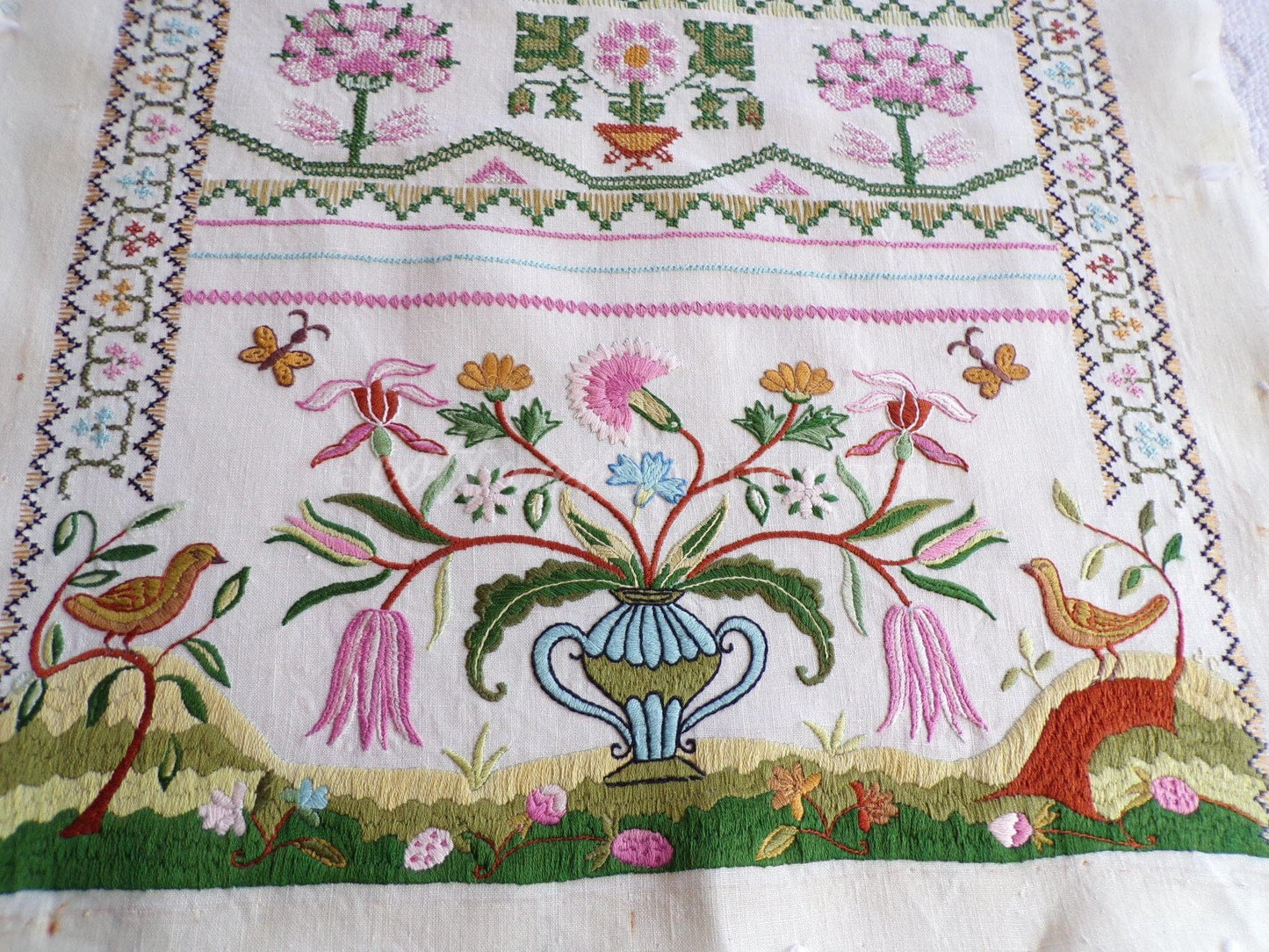 Jacobean 1773 Vintage Linen Sampler, Cooper Hewitt Museum, 0860 Paragon Stitchery, Hand Embroidered, Completed