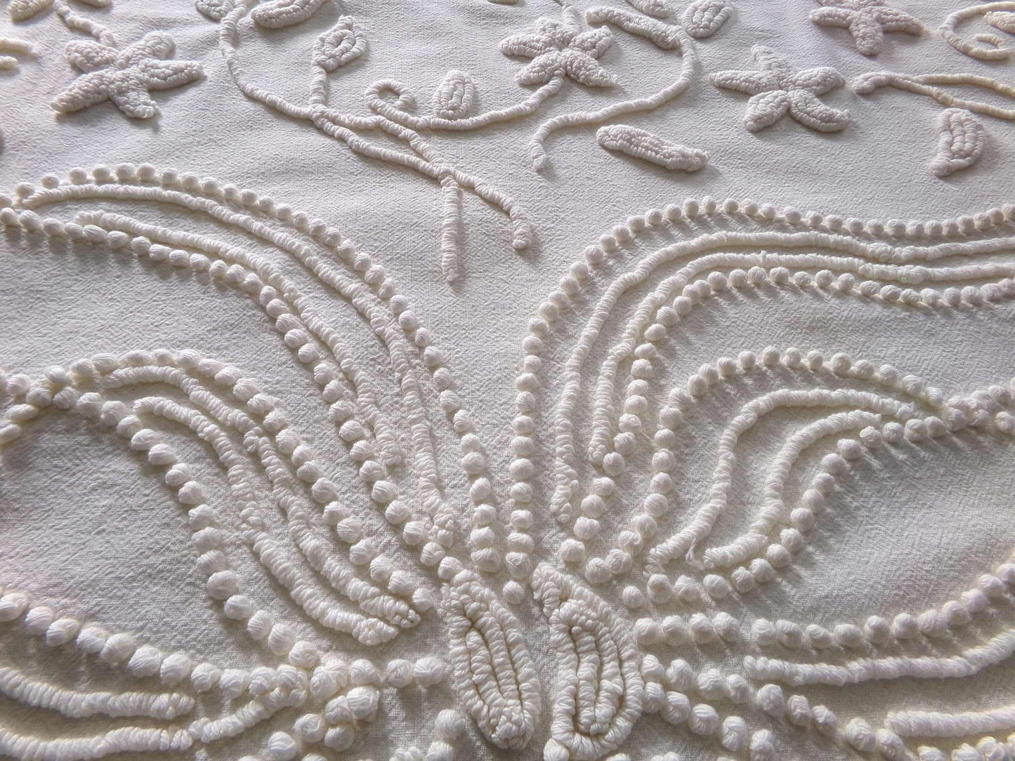 Exquisite Heirloom Vintage Chenille Fabric Piece, Large Bow & Lily Flowers in Antique Cream, 23" x 37" inch piece, lovely for a wall hanging