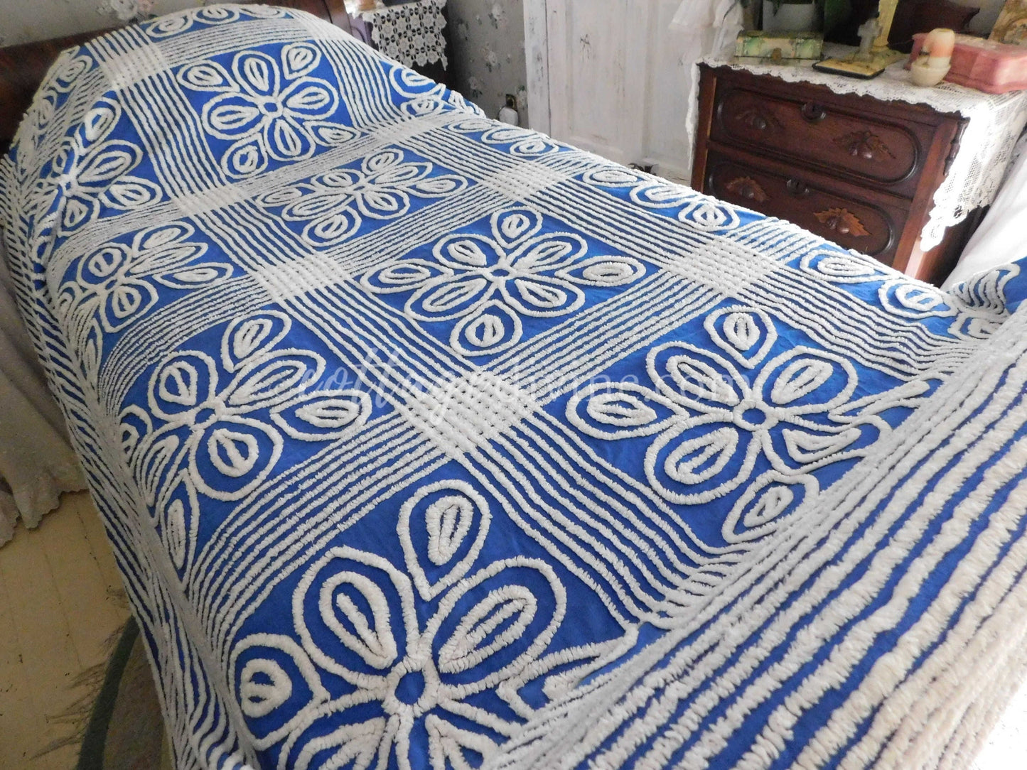 Shabby Chic Coastal Cottage Royal Blue Bold Floral Vintage Chenille Bedspread, FULL, Cotton