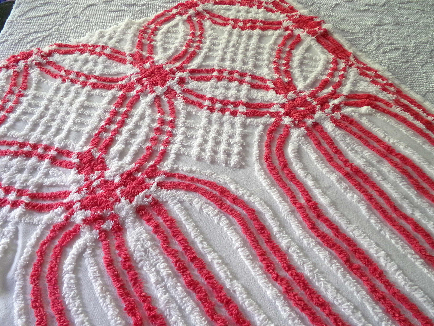 red & white vintage chenille fabric in wedding ring cathedral stripe design, 19" x 29" inch irregular piece of sewing material