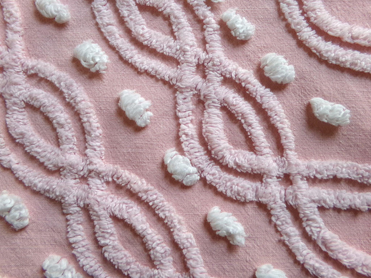 wandering eternity links vintage pink chenille fabric, contrast white pops, 17" x 25" piece for chenille quilts, pillows, fiber arts
