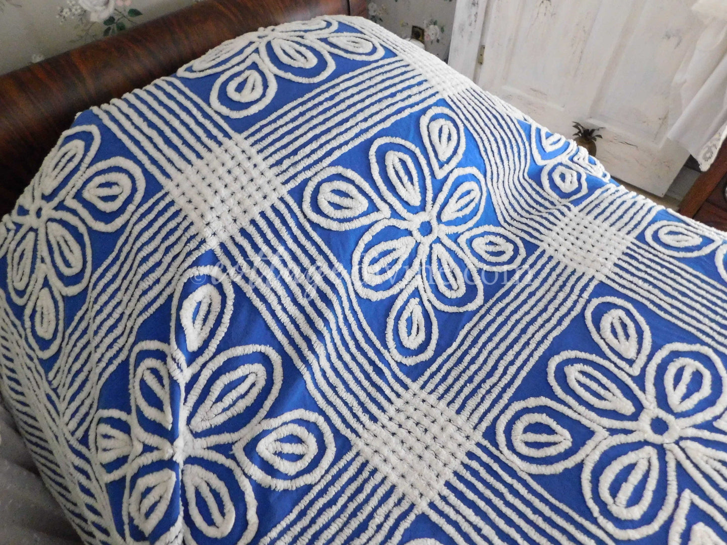Shabby Chic Coastal Cottage Royal Blue Bold Floral Vintage Chenille Bedspread, FULL, Cotton