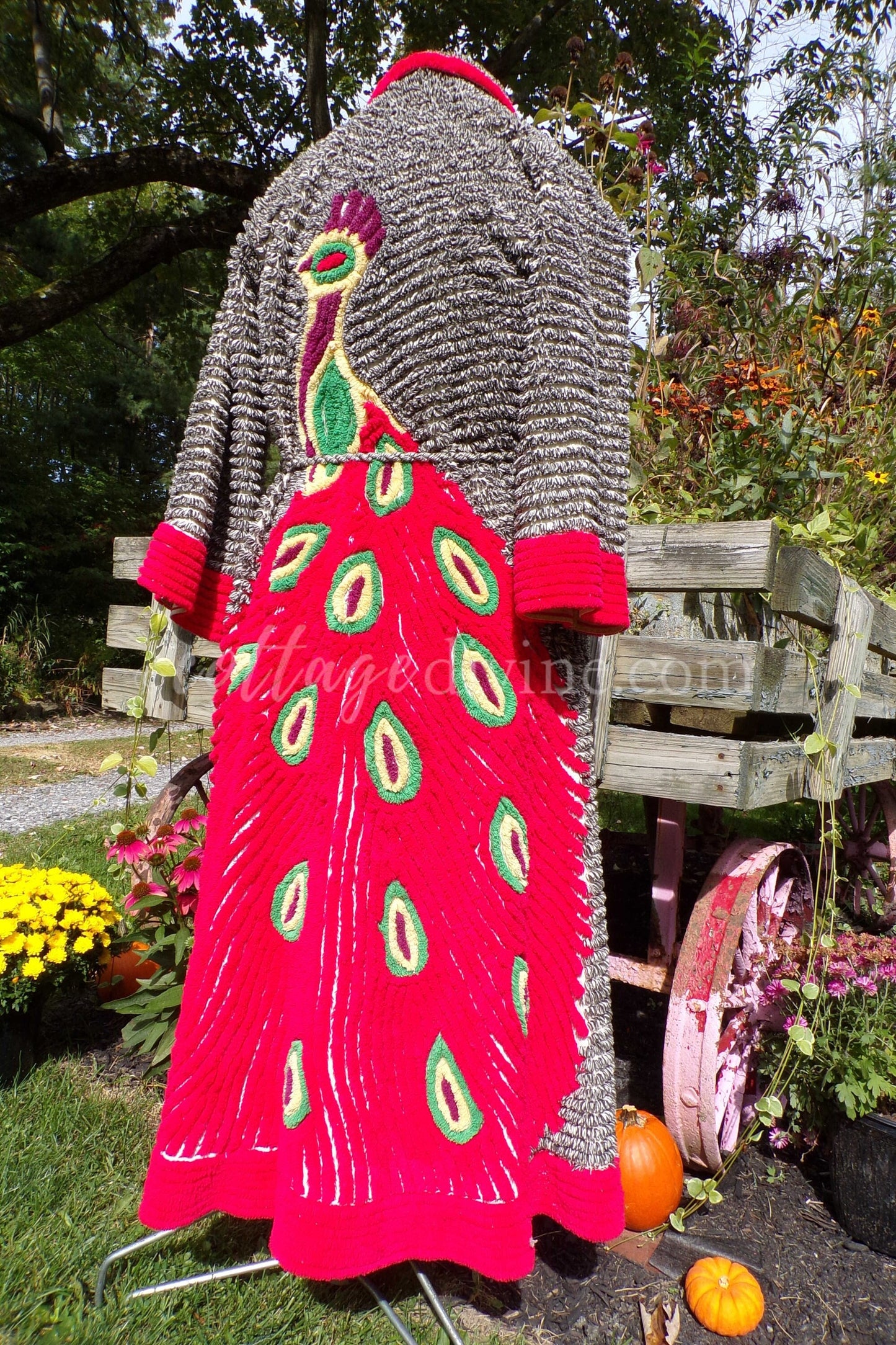Red Peacock Vintage Women's Chenille Robe, 1940s Salt & Pepper Handmade Bathrobe, Size Small