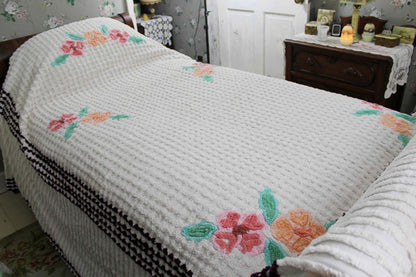 Simple Plush White Vintage Chenille Bedspread, Tropical Flowers on Waffle Tufts, Full Size