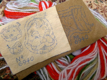 CHRISTMAS EVE Jolly Santa Crewel Embroidery Kit, Vintage Paragon Needlecraft 6940, Holiday Joseph Giordano Design