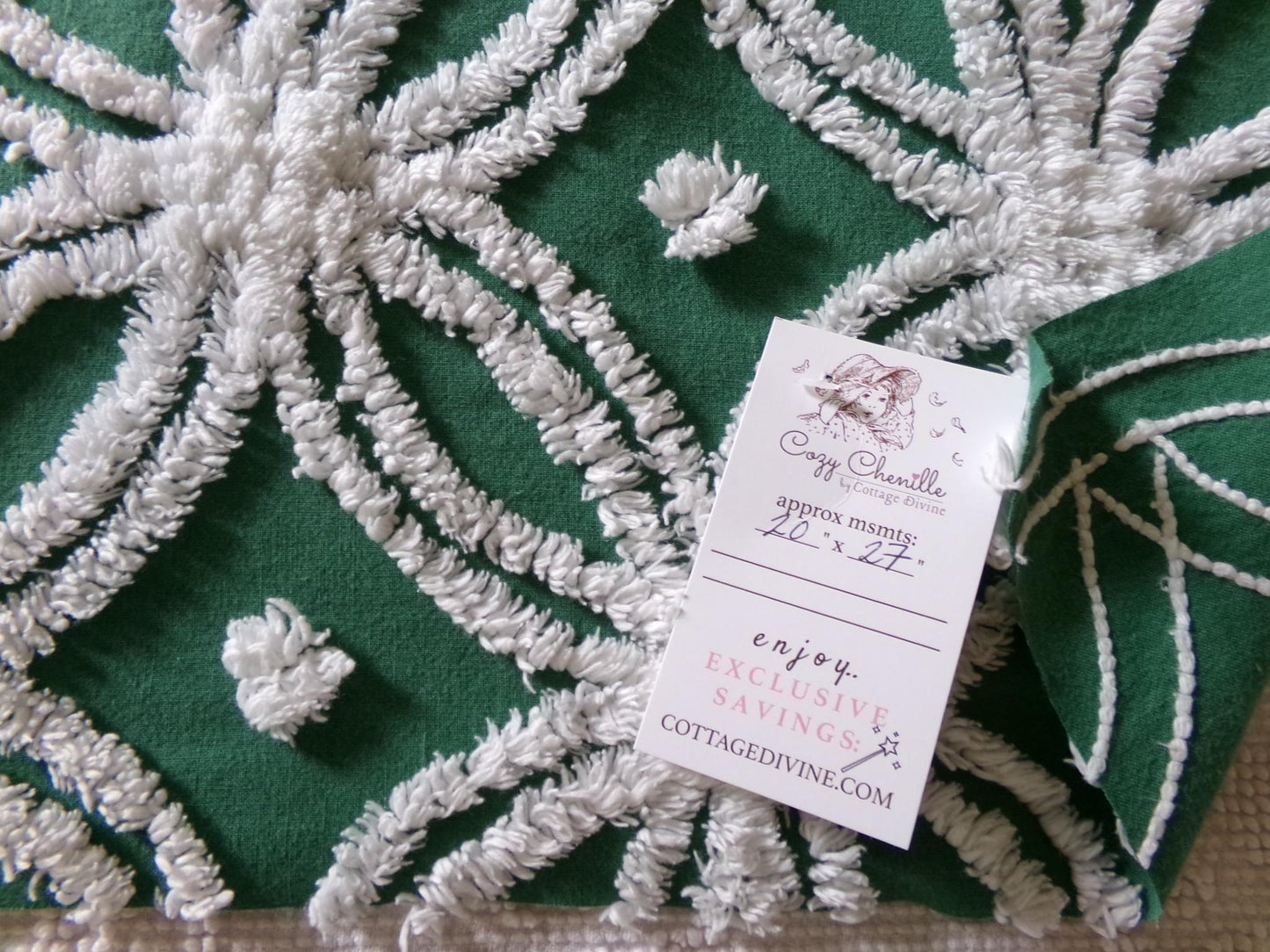 gorgeous green vintage chenille fabric, tufted white wedding rings, fluffy dots on evergreen, 20"x 27" inch piece of quilt & sewing material