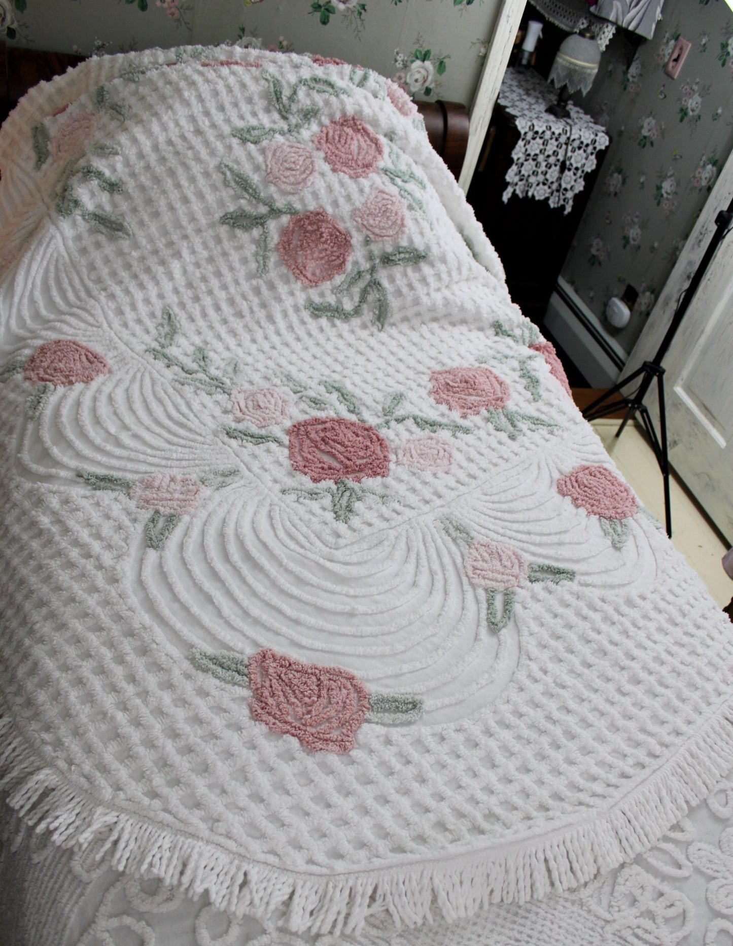 luxurious plush tufted chenille bedspread, muted natural roses, thick white grids, swags & accent fringe, vintage twin size cottage bedding
