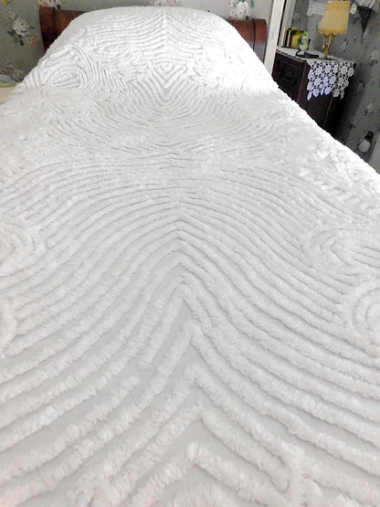 Snowy Swirls Plush White Vintage Twin Sized Chenille Bedspread