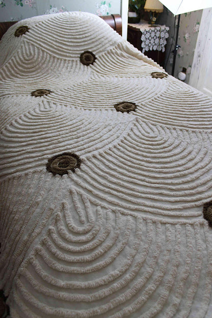 Vanilla Chocolate Swirl Vintage Chenille Bedspread, Swooping Scallop Design, 100% Cotton, FULL Size Midcentury Mod Bedding