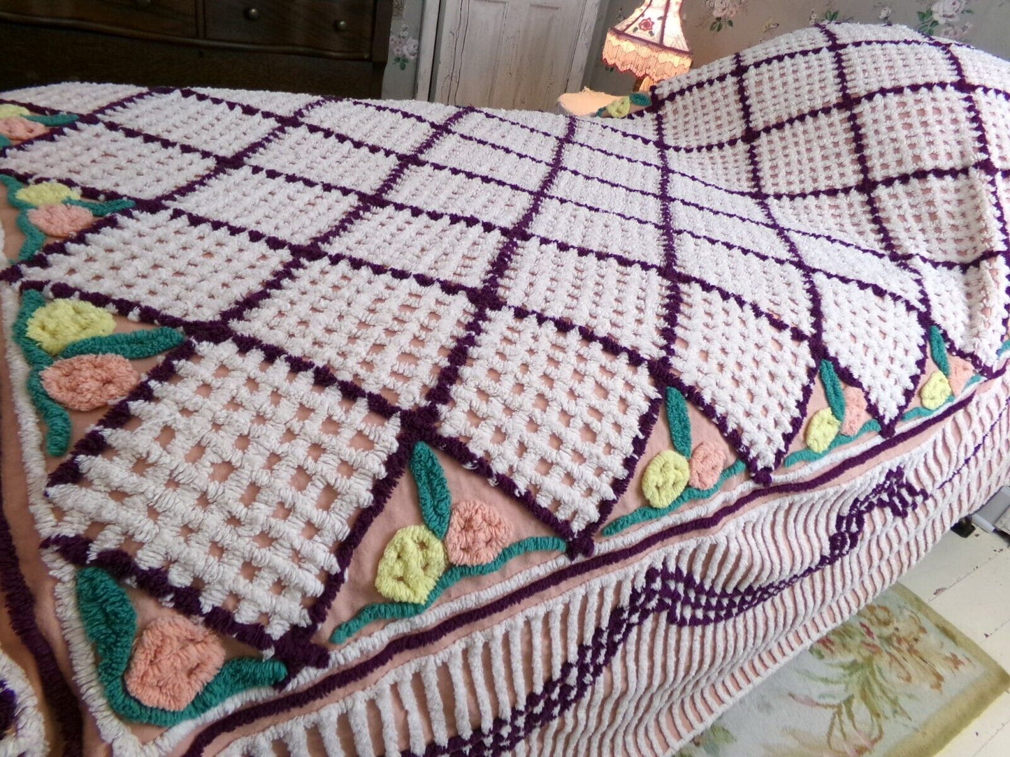cozy rosettes plush Vintage full size chenille bedspread, quality cotton thick tufts